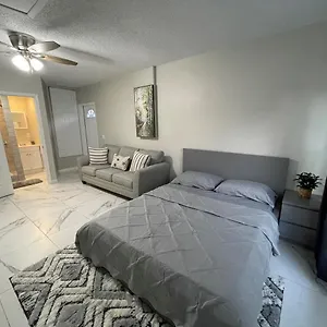  Сasa de vacaciones Adorable In Tampa. Estados Unidos