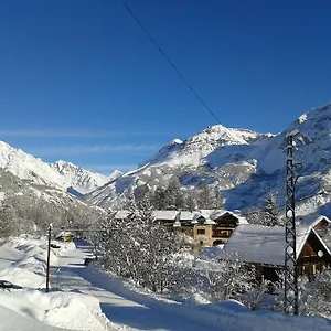 https://hotel-aigliere.fr-provencehotel.com